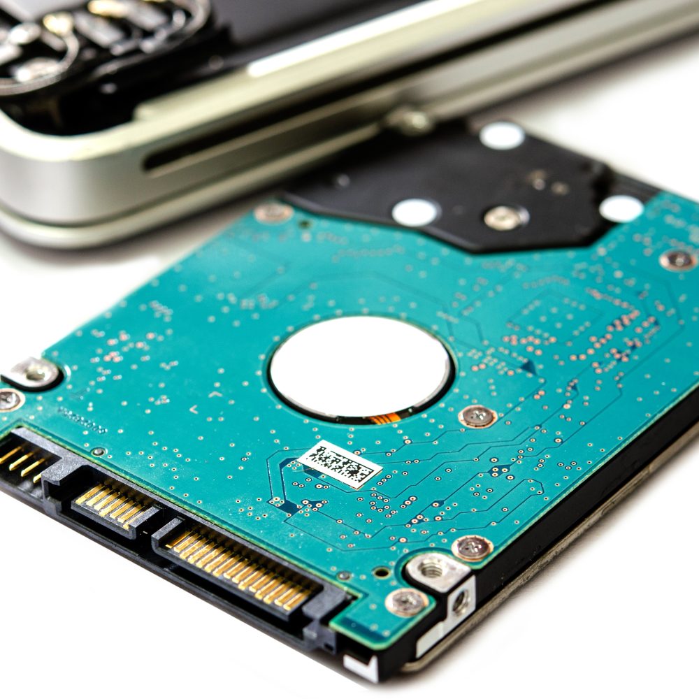 Disque dur de 2,5 pouces sorti d'un ordinateur portable
